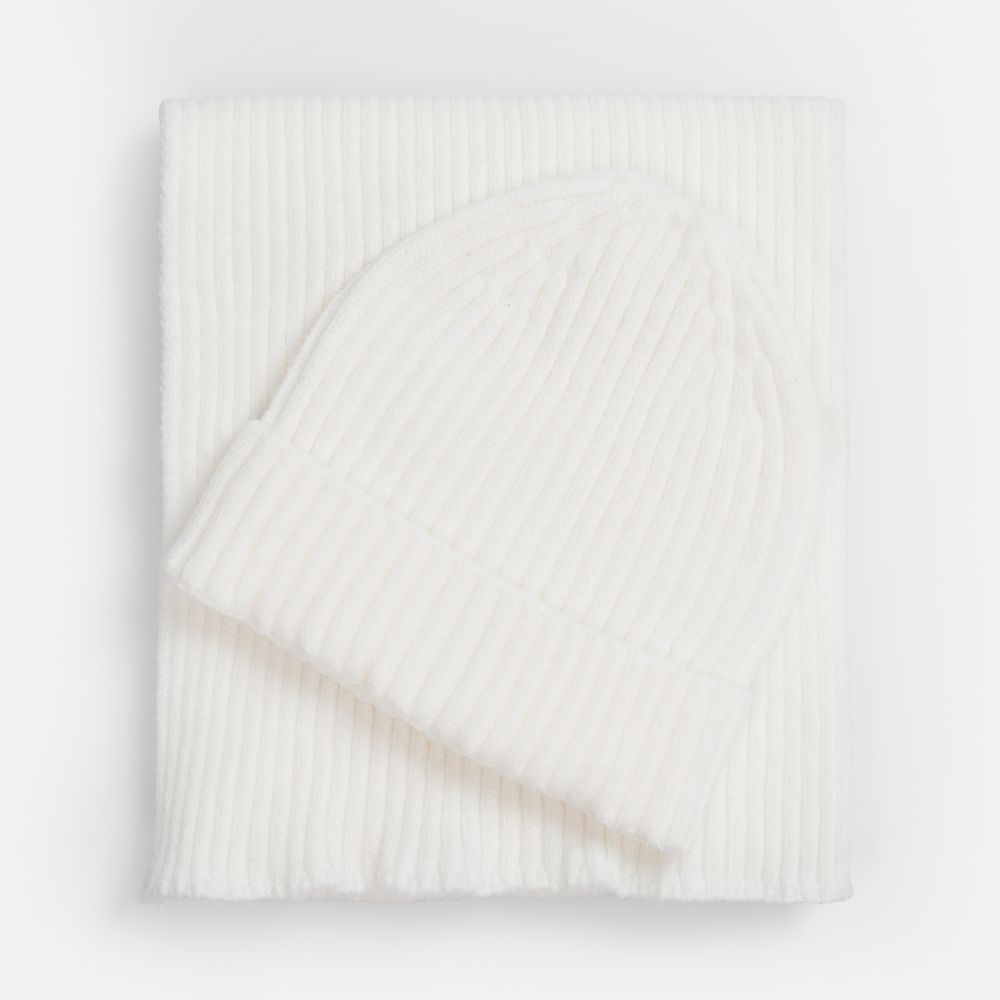 Шапка Laconi, молочно-белая