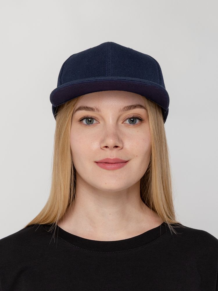 Бейсболка Snapback с прямым козырьком, темно-синяя Бейсболка Snapback с прямым козырьком, темно-синяя