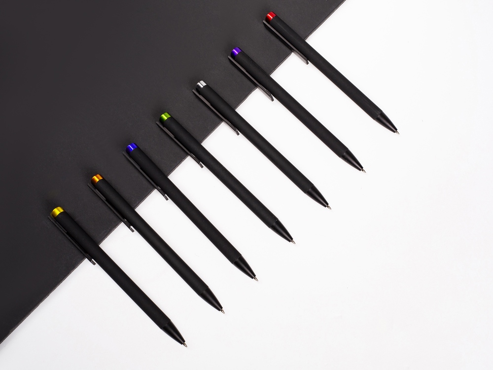 Ручка металлическая шариковая Taper Metal софт-тач с цветным зеркальным слоем, черный с синим Ручка металлическая шариковая Taper Metal софт-тач с цветным зеркальным слоем, черный с синим